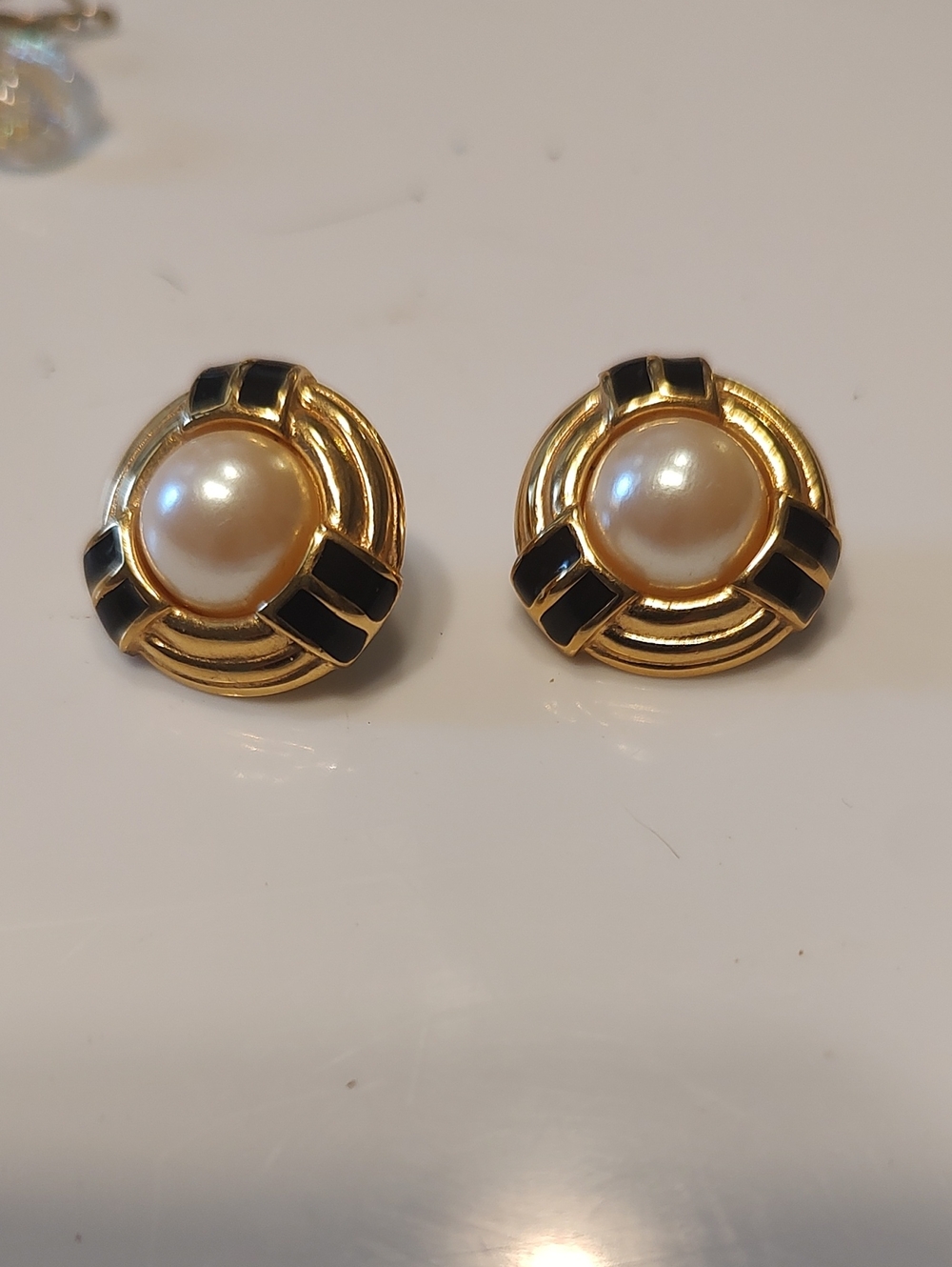Vintage Richelieu Pierced Contrast And Faux Pearl Gold Tone Earrings